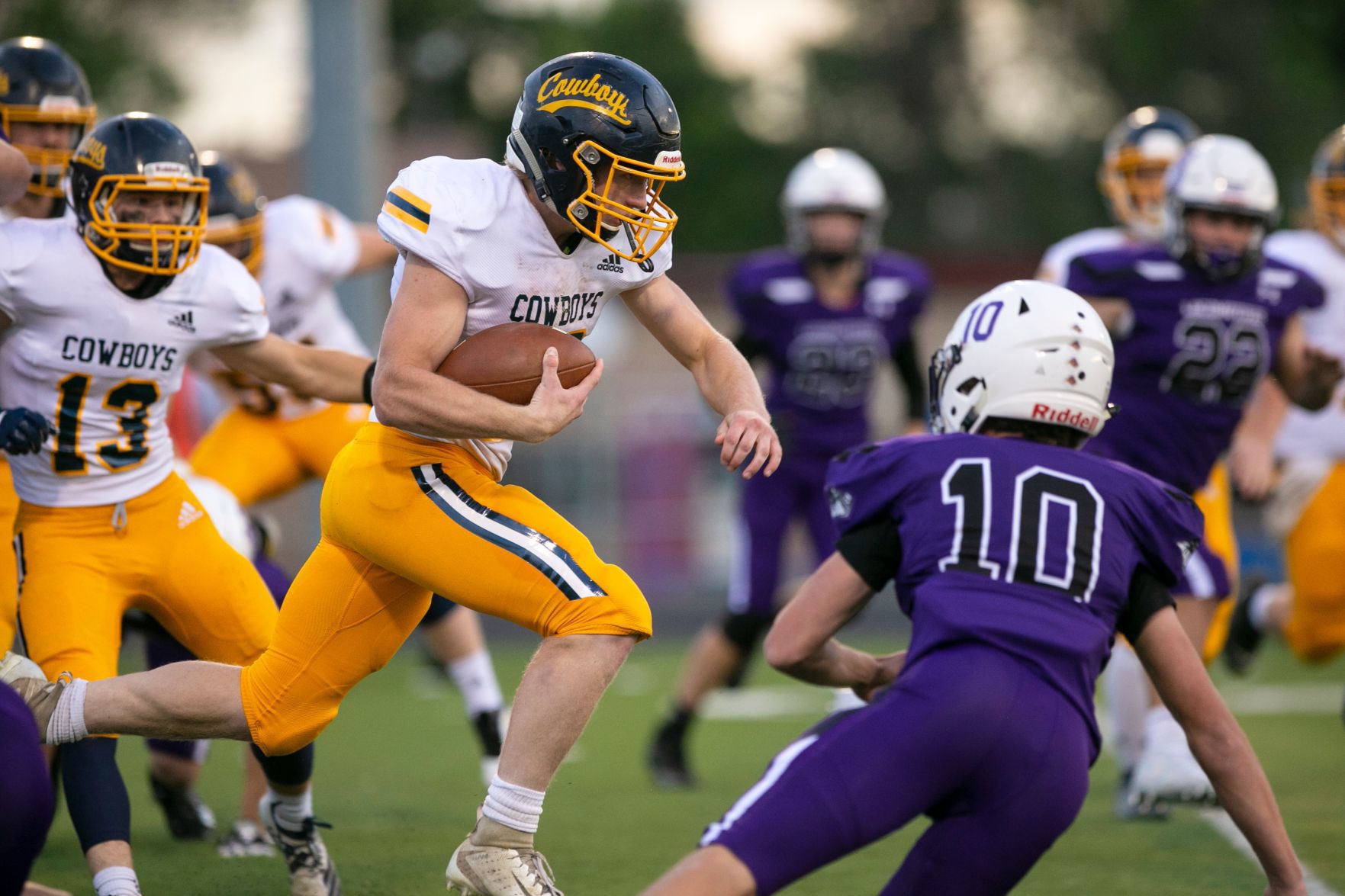 Miles City visits Laurel